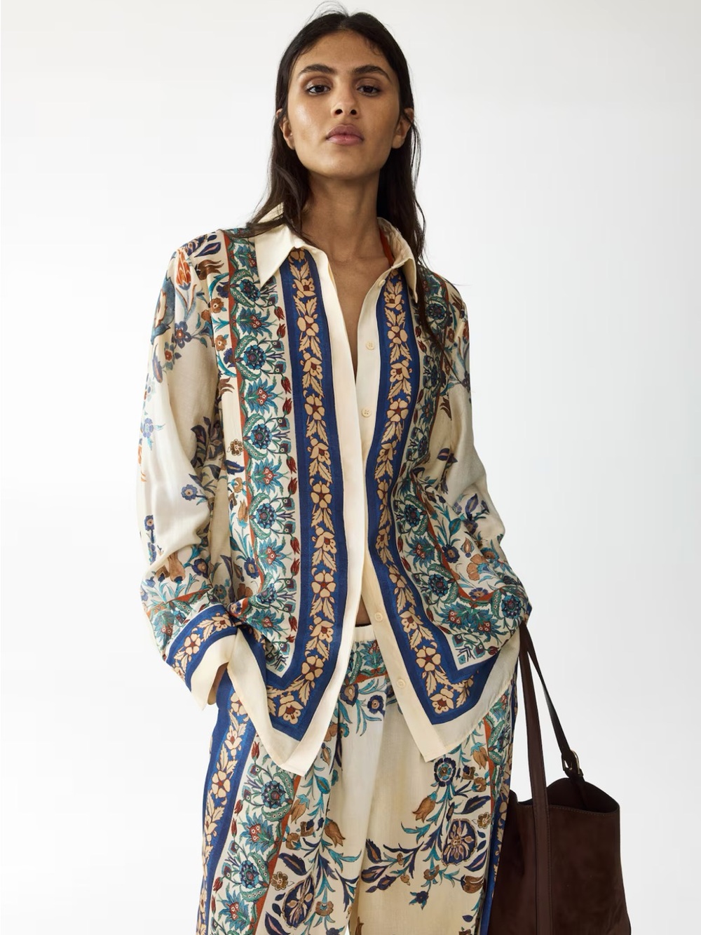 H&M Printed Cream and Blue Floral Button-Up Top